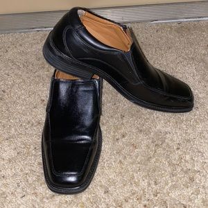 George boys 8.5 shoes